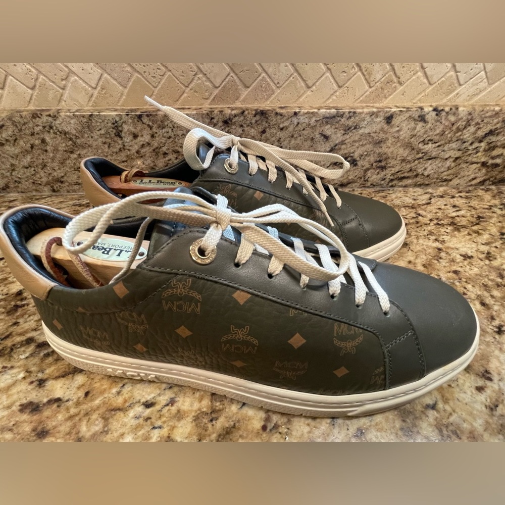 MCM Terrain Sneaker, green khaki, size 9